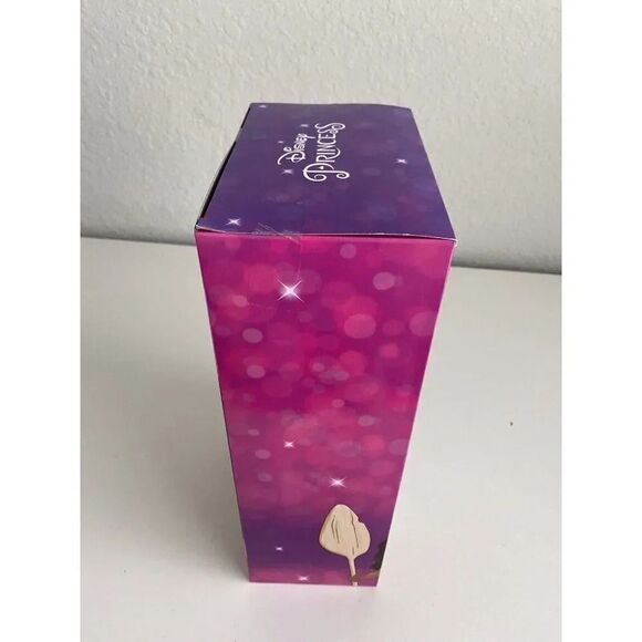 Disney Princess Moana 14” Inch Singing Doll includes Animal Friends Pua & Heihei - Picture 8 of 9